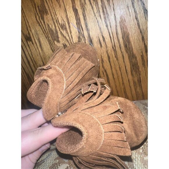 Fringe Brown Baby Boots Size Infant 2 - Picture 7 of 10